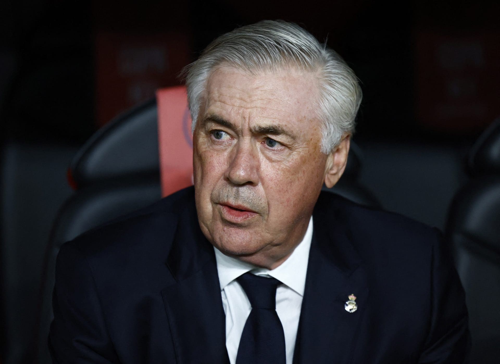 Botafogo x Flamengo: horário, transmissão, prováveis escalações e Ancelotti no Nilton Santos